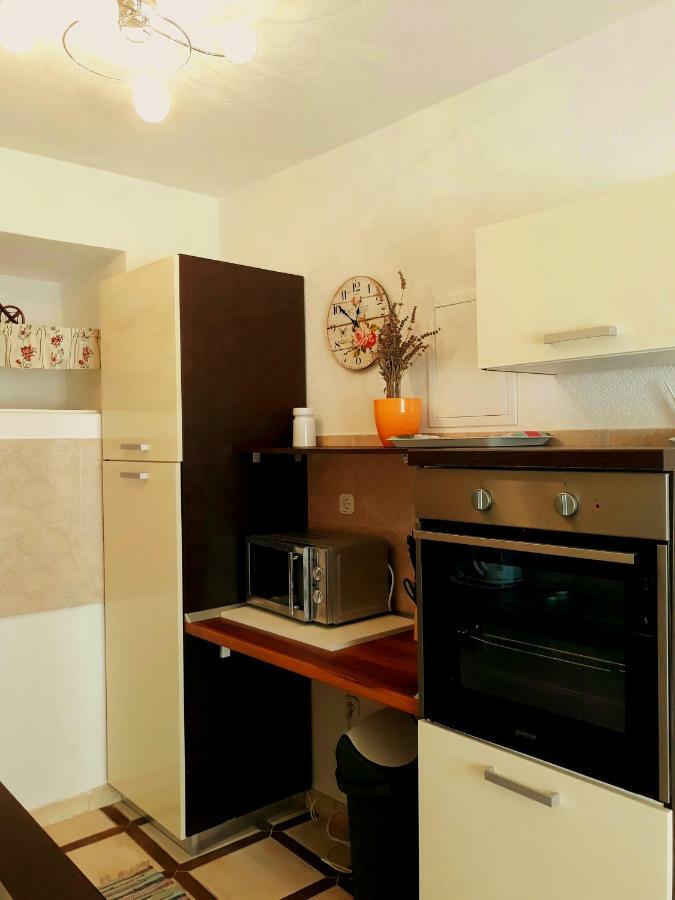 Apartments Vrisak Брист Экстерьер фото