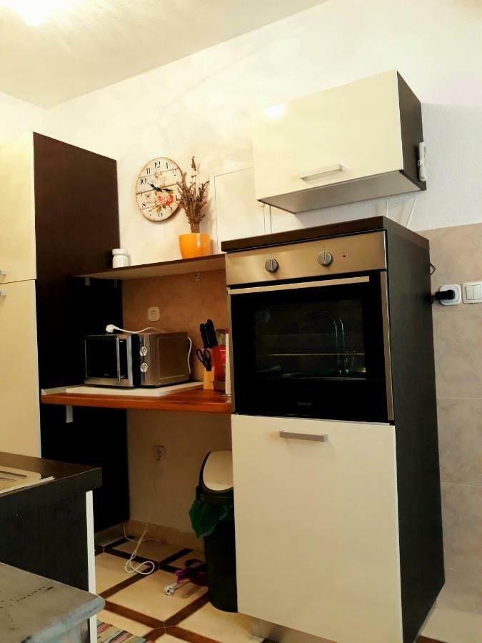 Apartments Vrisak Брист Экстерьер фото